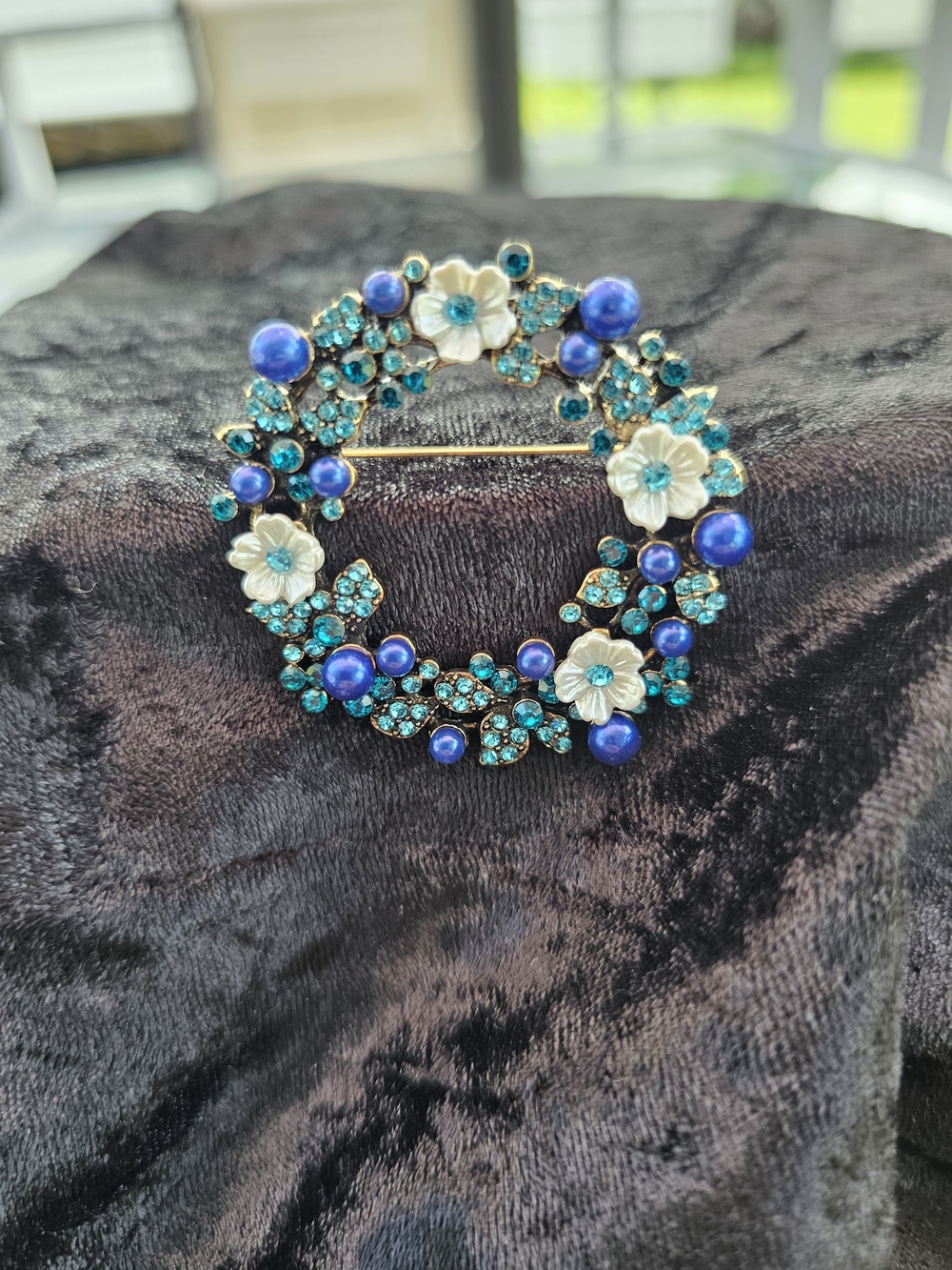 Blue Floral Crystal Wreath Brooch